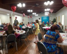 Church enjoys family at meal