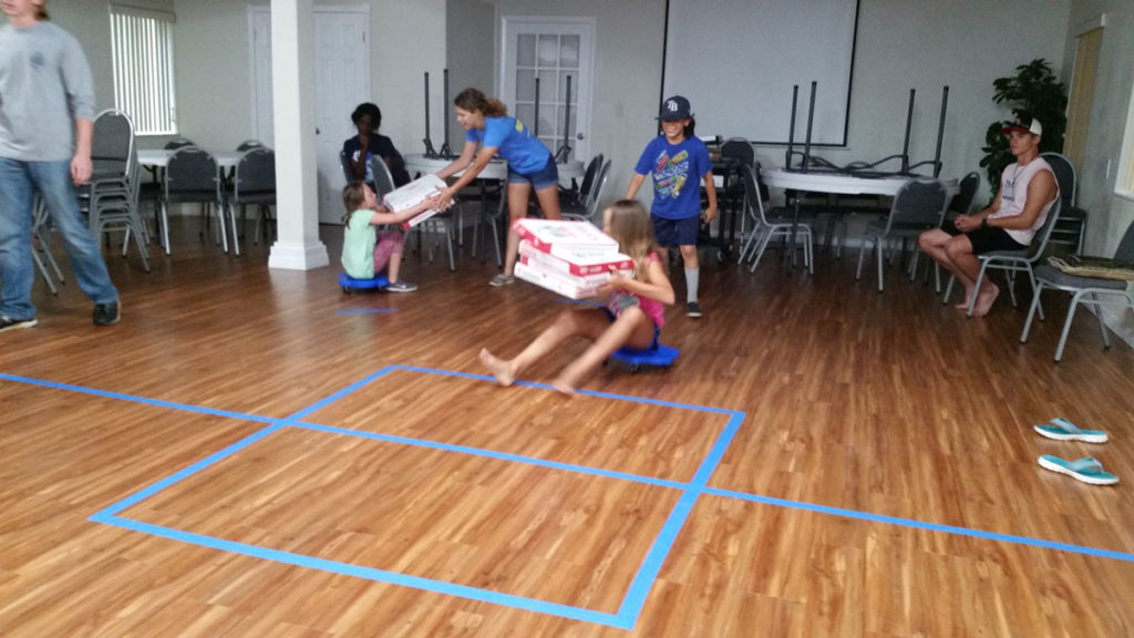 Pizza box race handoff